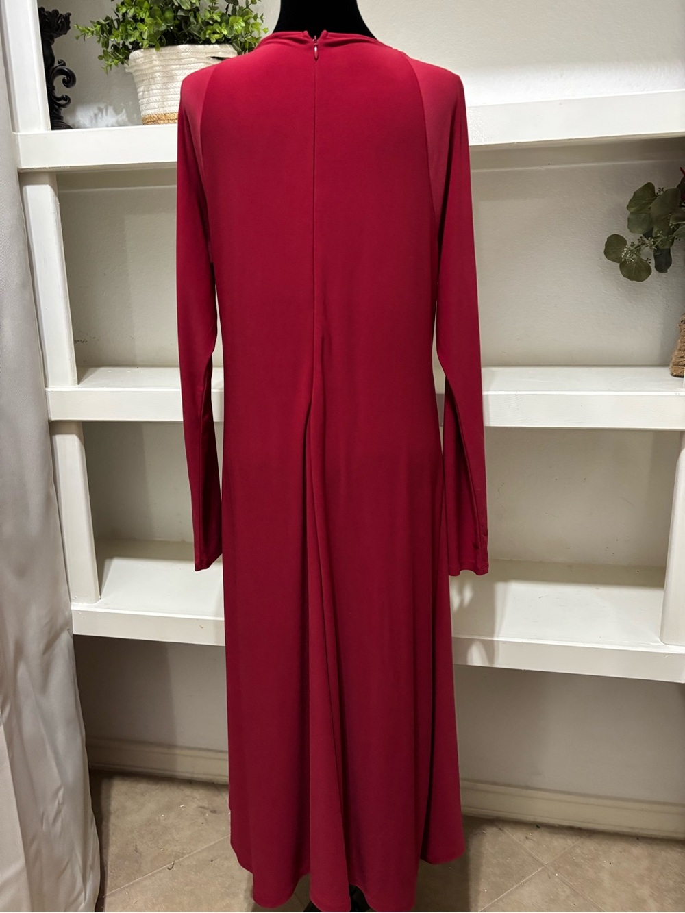 Express Long Sleeve Twist-Front Dress in Deep Berry - Picture 3 of 5